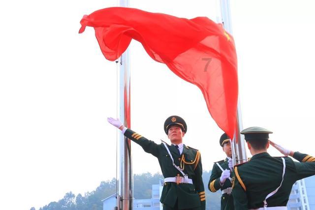 30余场活动走进市民生活，忠县举行第二届消费帮扶“赶年节”